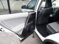 Super White - RAV4 XLE AWD Photo No. 32