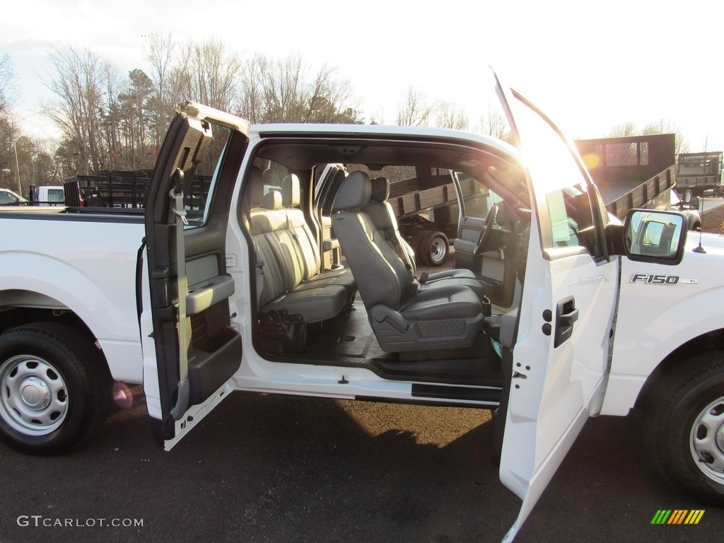 2014 F150 XL SuperCab - Oxford White / Steel Grey photo #28