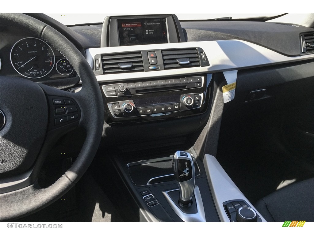2018 3 Series 320i Sedan - Glacier Silver Metallic / Black photo #6