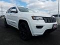 2018 Bright White Jeep Grand Cherokee Altitude 4x4  photo #1