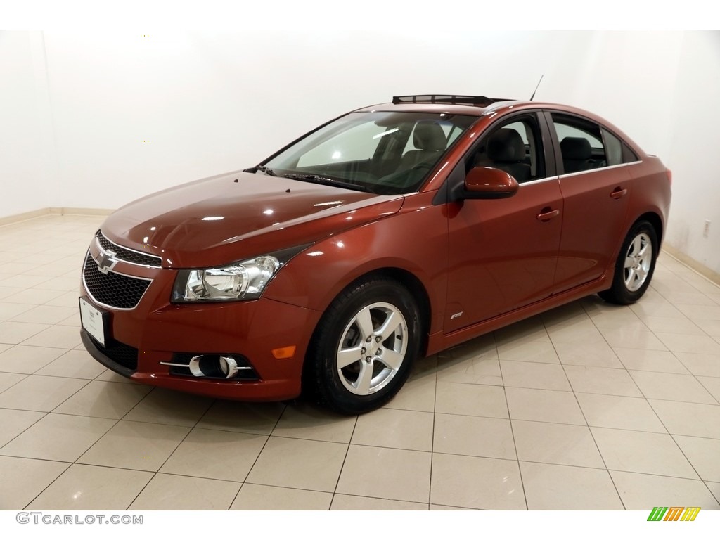 2012 Cruze LT - Autumn Red Metallic / Medium Titanium photo #3
