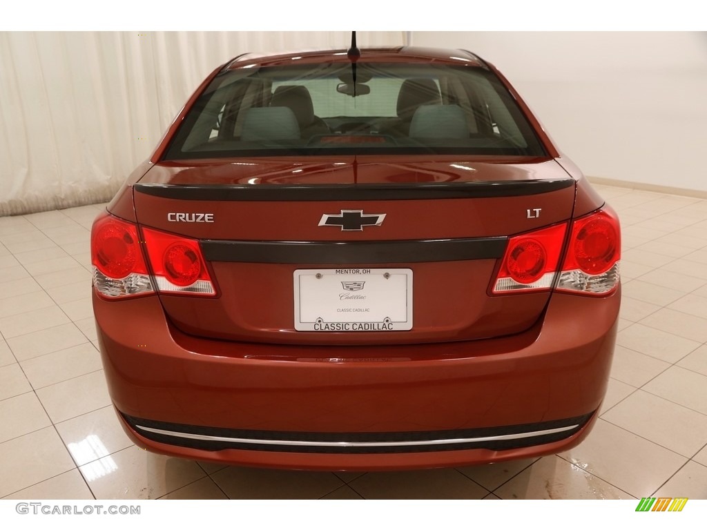 2012 Cruze LT - Autumn Red Metallic / Medium Titanium photo #14