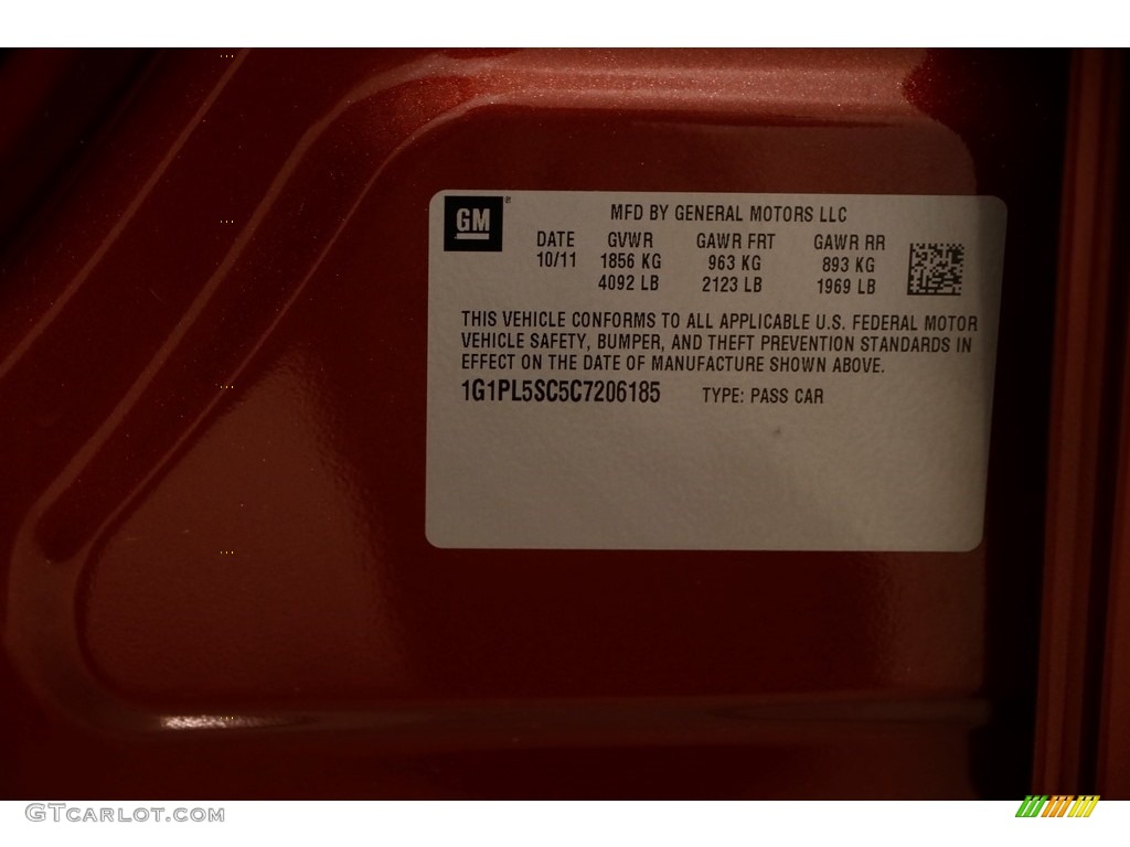 2012 Cruze LT - Autumn Red Metallic / Medium Titanium photo #16
