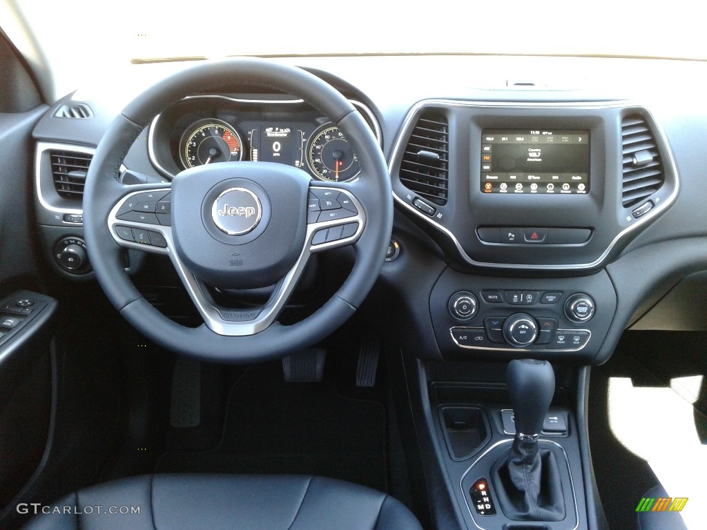 2019 Jeep Cherokee Latitude Plus Black Dashboard Photo #125944503