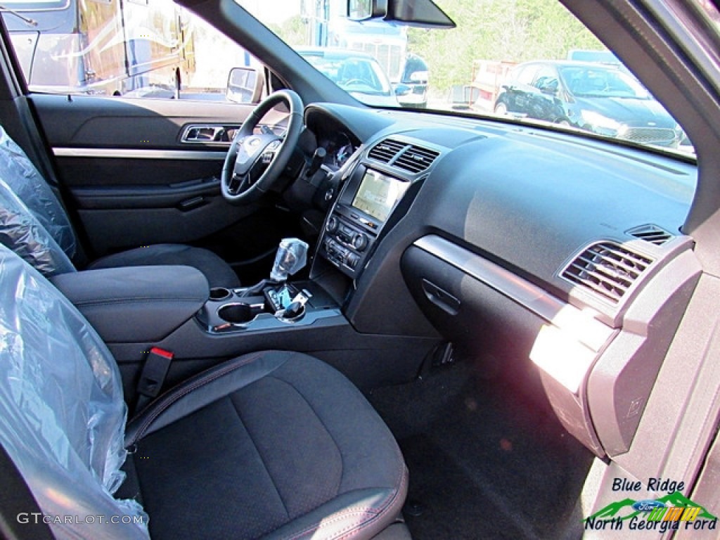 2018 Explorer XLT - Magnetic Metallic / Ebony Black photo #29