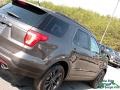 2018 Magnetic Metallic Ford Explorer XLT  photo #32