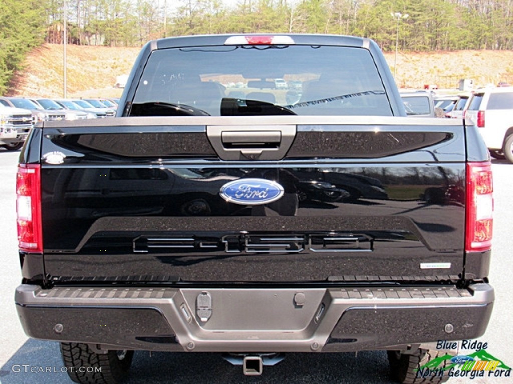 2018 F150 STX SuperCrew 4x4 - Shadow Black / Earth Gray photo #4