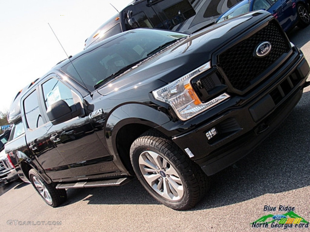 2018 F150 STX SuperCrew 4x4 - Shadow Black / Earth Gray photo #28