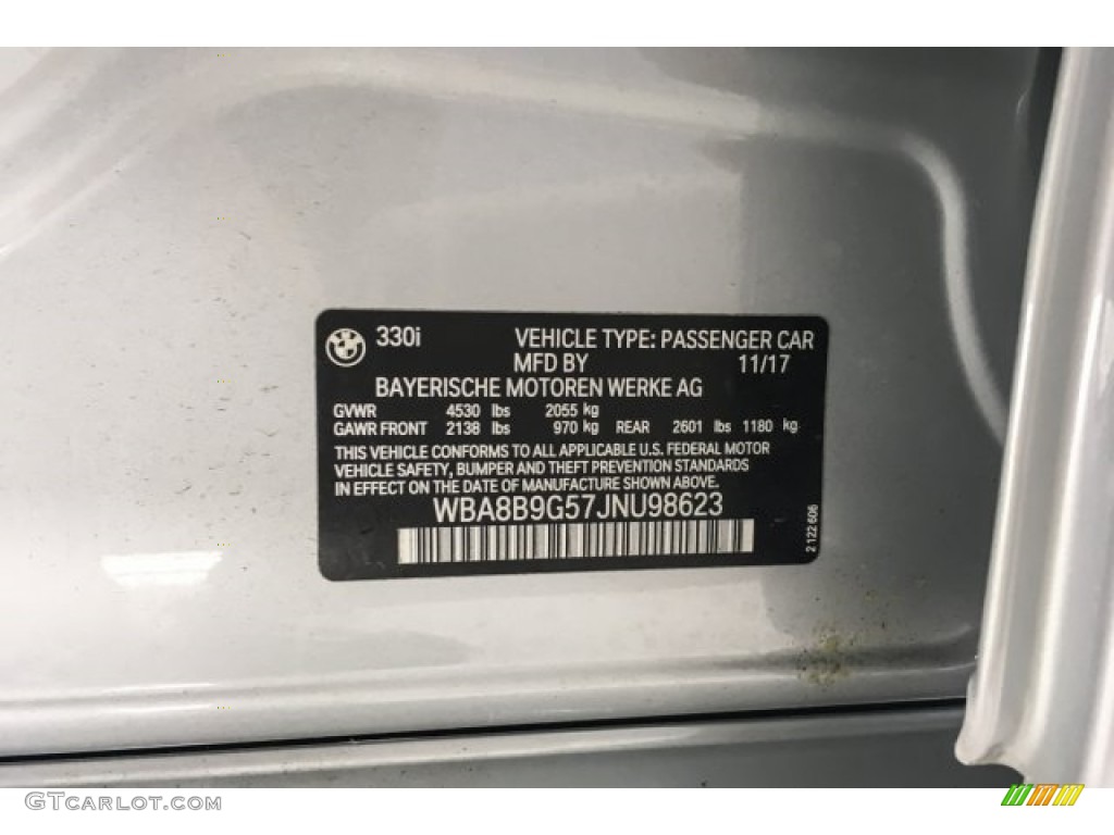 2018 3 Series 330i Sedan - Glacier Silver Metallic / Black photo #11