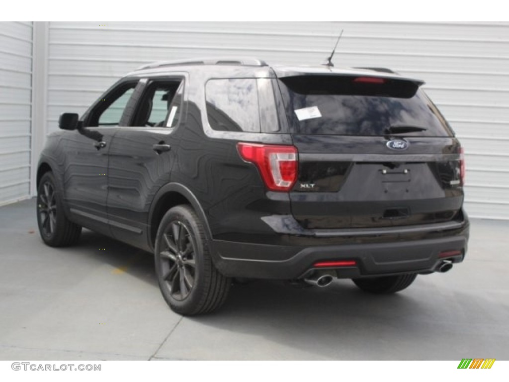 2018 Explorer XLT - Shadow Black / Ebony Black photo #6