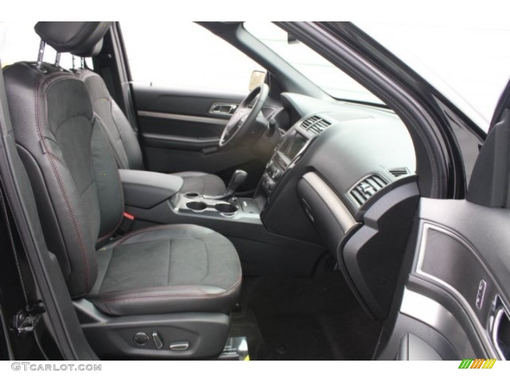 2018 Explorer XLT - Shadow Black / Ebony Black photo #34