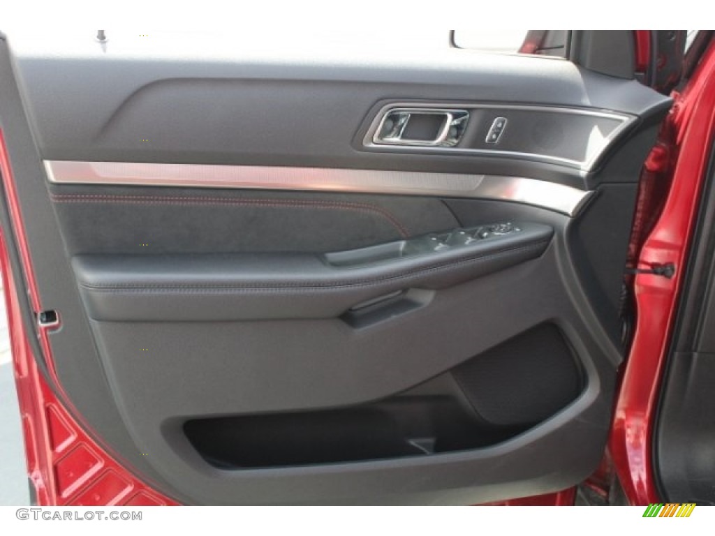 2018 Explorer XLT - Ruby Red / Ebony Black photo #11