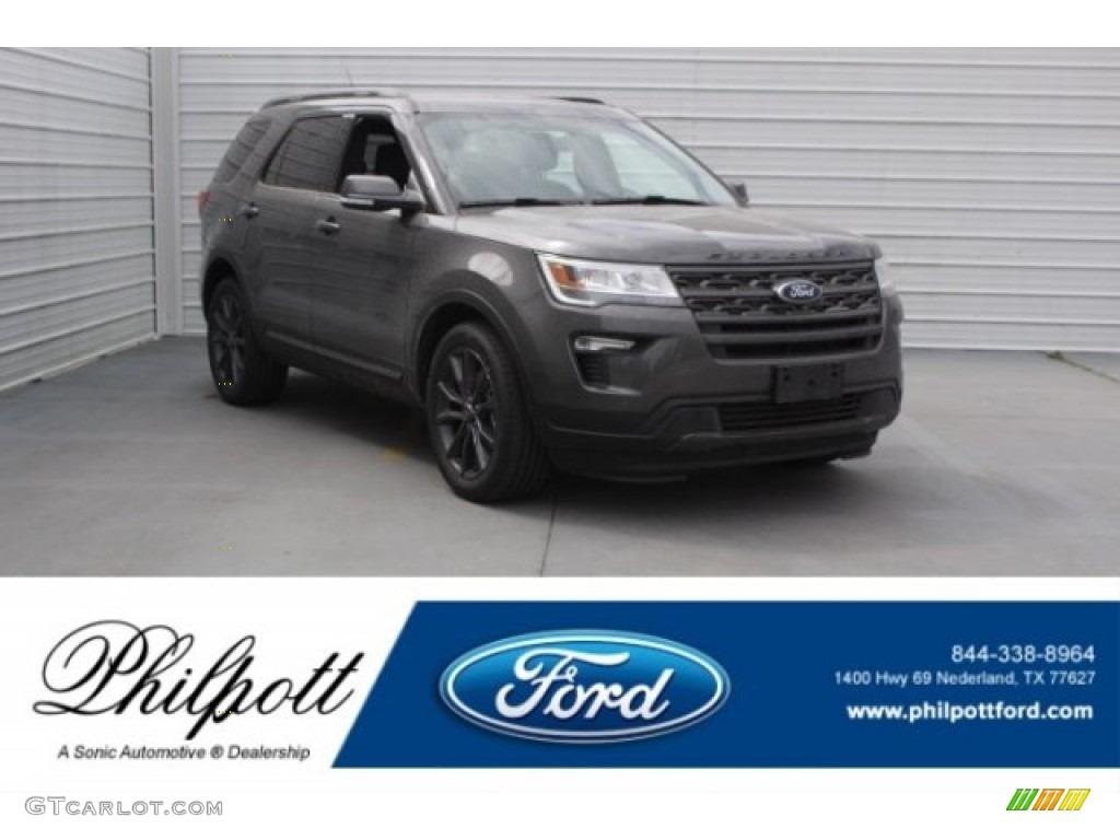 2018 Explorer XLT - Magnetic Metallic / Ebony Black photo #1