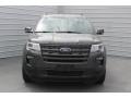 2018 Magnetic Metallic Ford Explorer XLT  photo #2