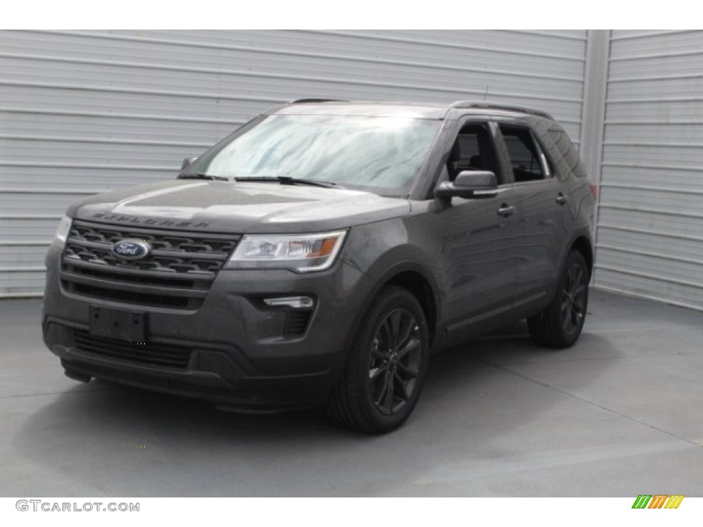 2018 Explorer XLT - Magnetic Metallic / Ebony Black photo #3