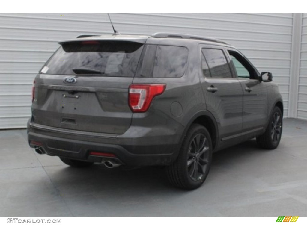 2018 Explorer XLT - Magnetic Metallic / Ebony Black photo #8