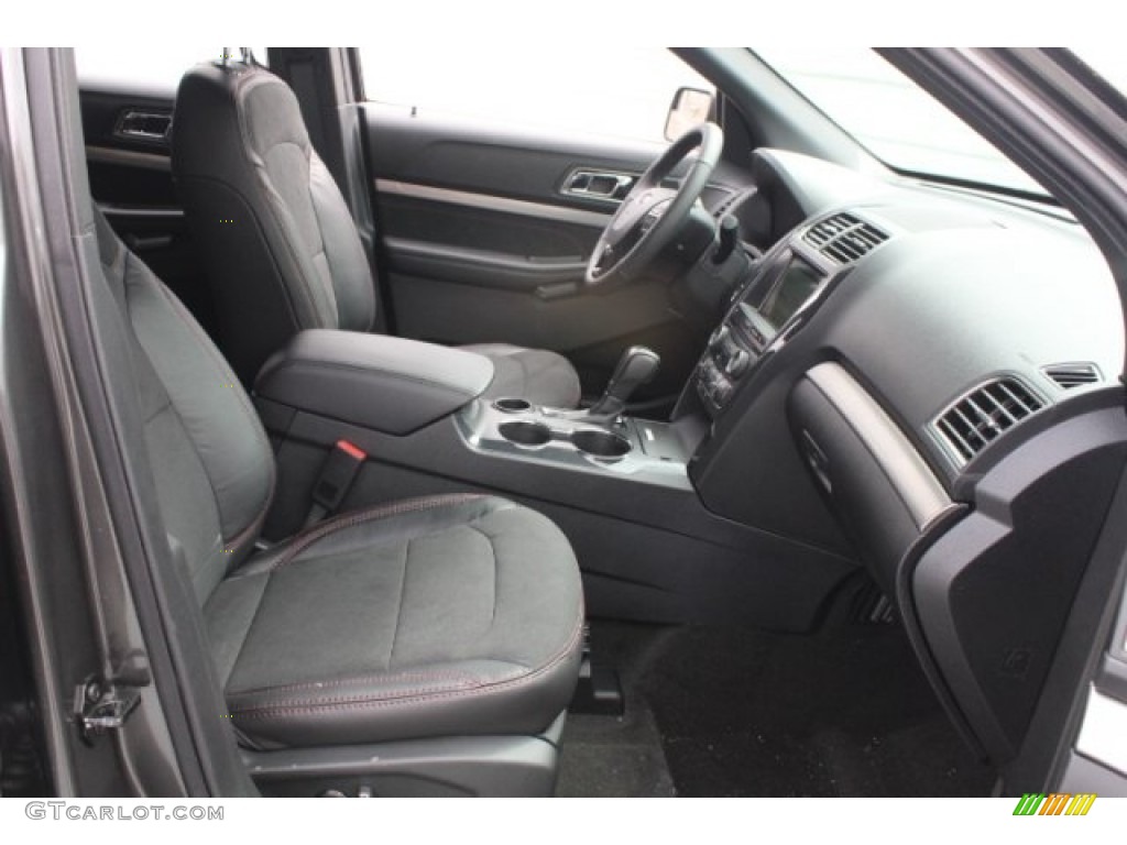 2018 Explorer XLT - Magnetic Metallic / Ebony Black photo #33