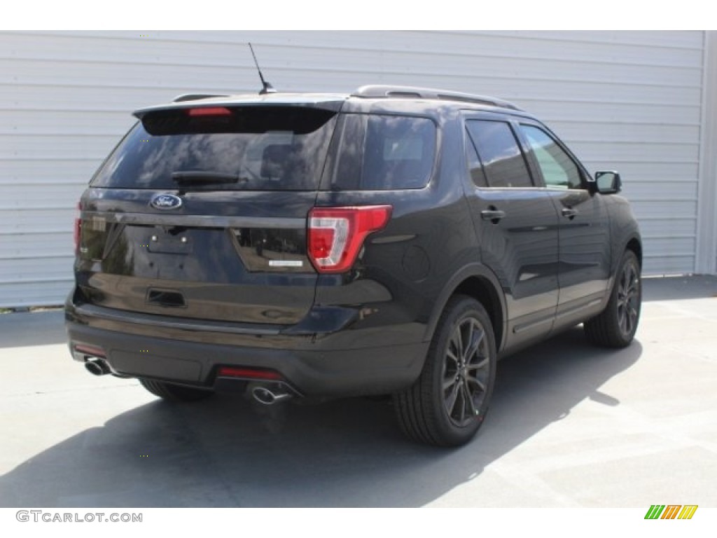 2018 Explorer XLT - Shadow Black / Ebony Black photo #8