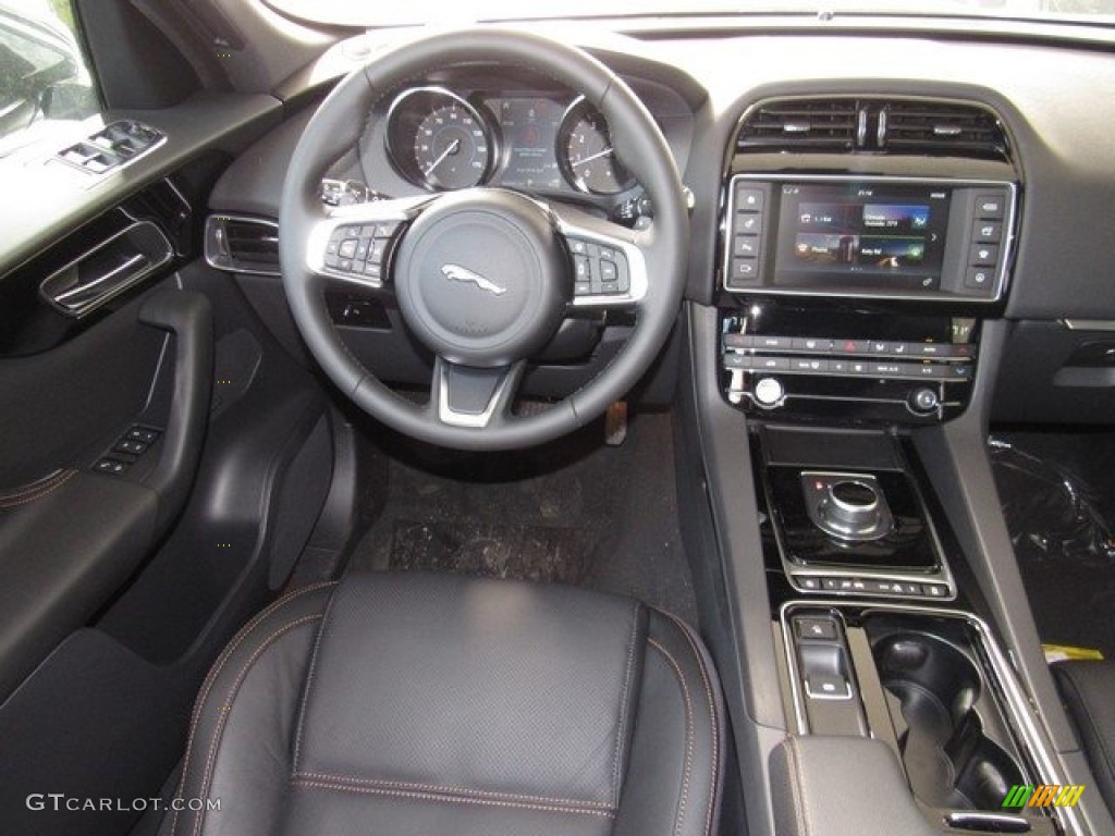 2018 F-PACE 25t AWD Prestige - Indus Silver Metallic / Ebony photo #14