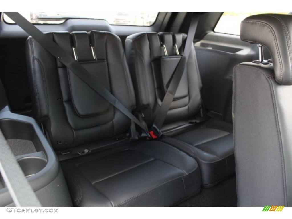 2018 Explorer XLT - Shadow Black / Ebony Black photo #31