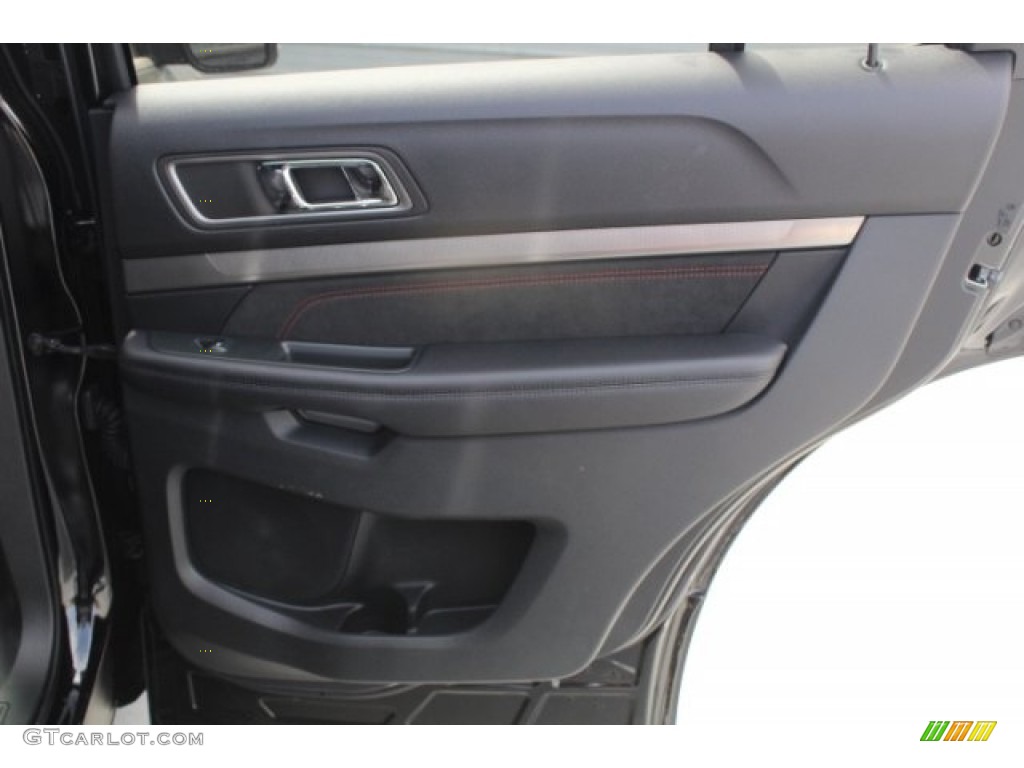 2018 Explorer XLT - Shadow Black / Ebony Black photo #29