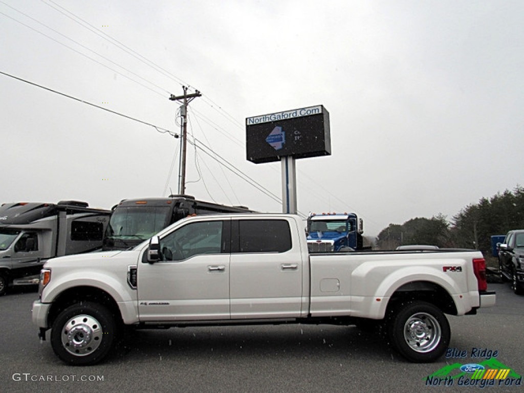 2018 F450 Super Duty Platinum Crew Cab 4x4 - White Platinum / Black photo #2
