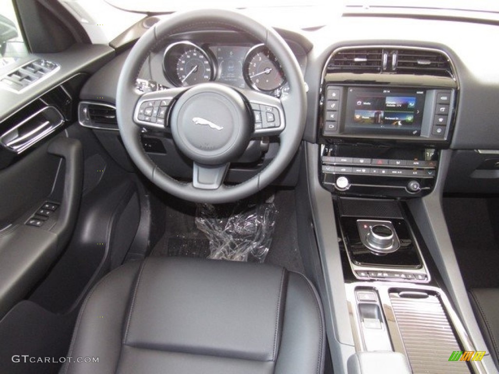 2018 F-PACE 30t AWD Premium - Indus Silver Metallic / Ebony photo #13