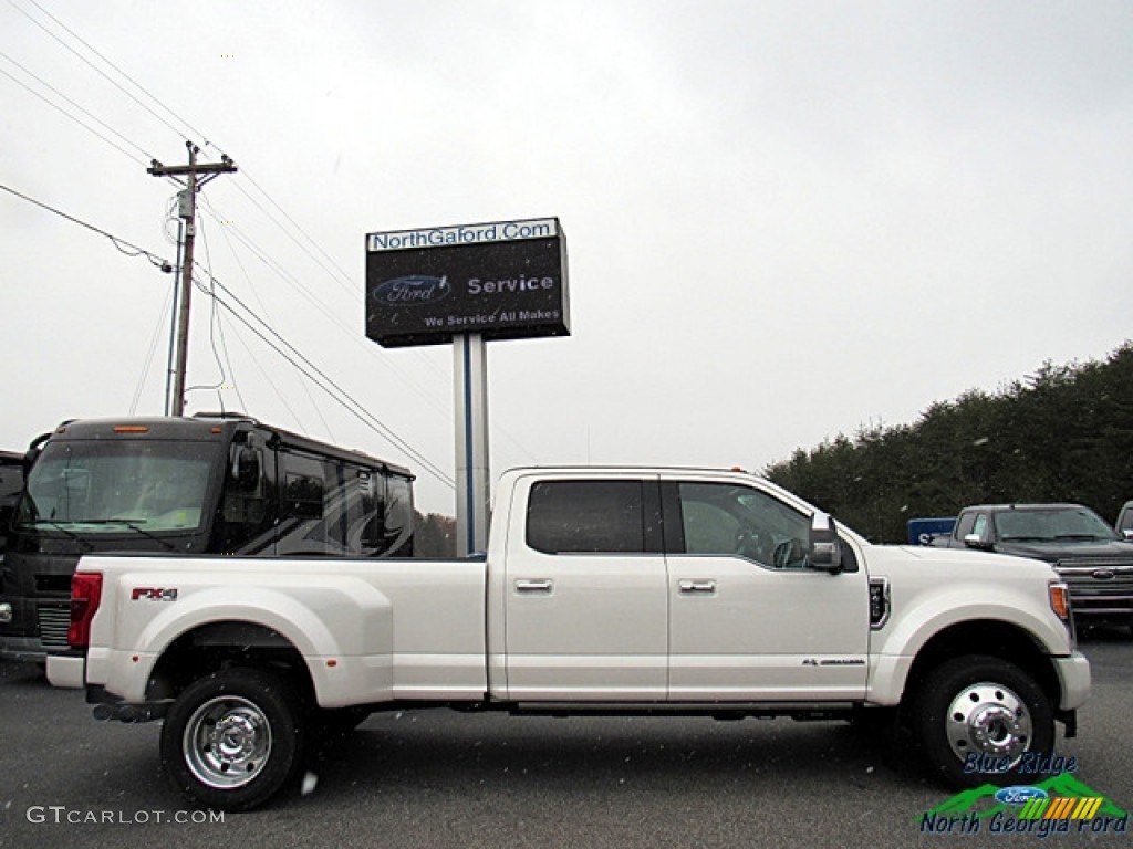 2018 F450 Super Duty Platinum Crew Cab 4x4 - White Platinum / Black photo #6