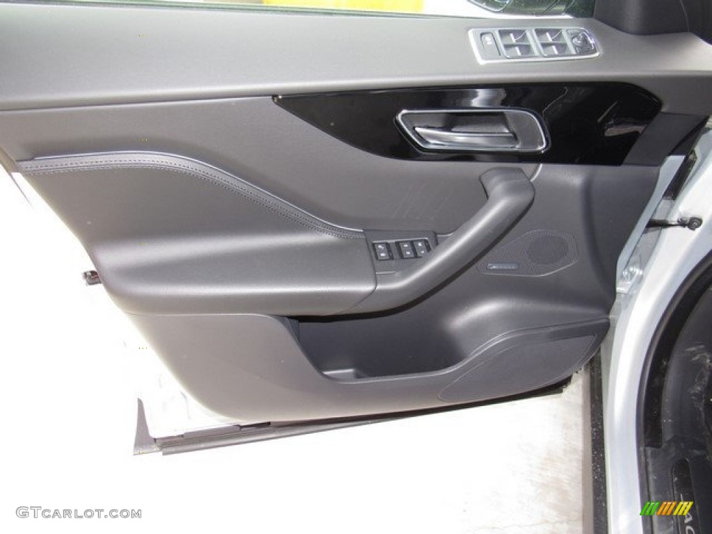 2018 F-PACE 30t AWD Premium - Indus Silver Metallic / Ebony photo #23