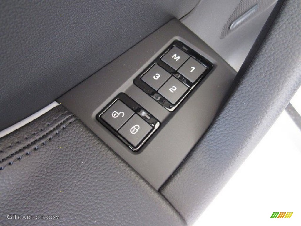 2018 F-PACE 30t AWD Premium - Indus Silver Metallic / Ebony photo #25