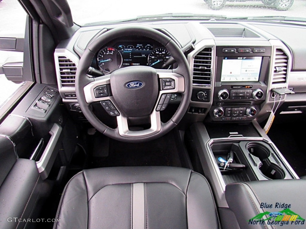 2018 F450 Super Duty Platinum Crew Cab 4x4 - White Platinum / Black photo #27