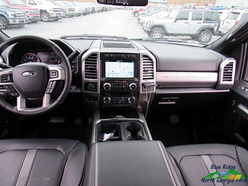 2018 F450 Super Duty Platinum Crew Cab 4x4 - White Platinum / Black photo #28