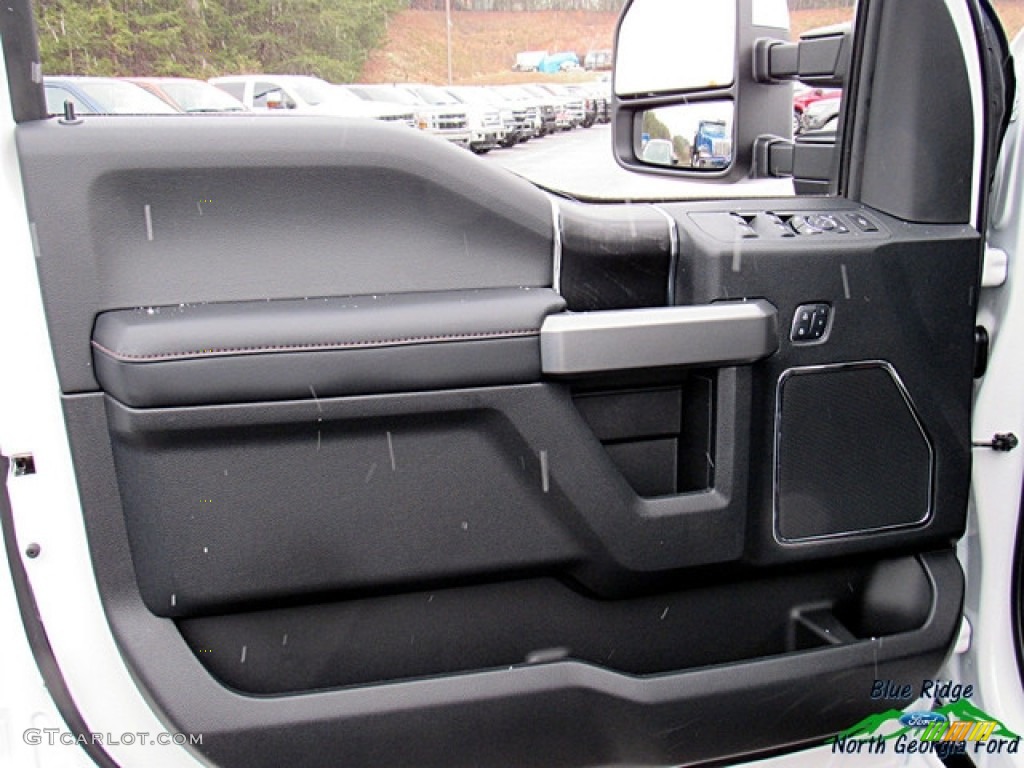 2018 F450 Super Duty Platinum Crew Cab 4x4 - White Platinum / Black photo #30