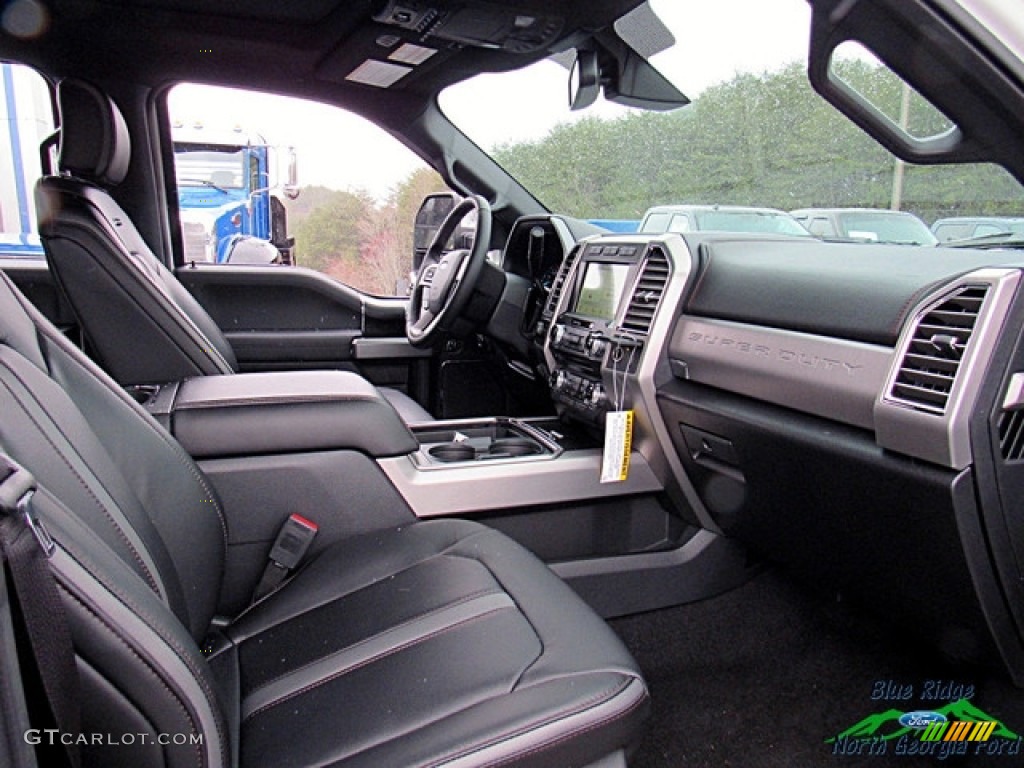 2018 F450 Super Duty Platinum Crew Cab 4x4 - White Platinum / Black photo #32