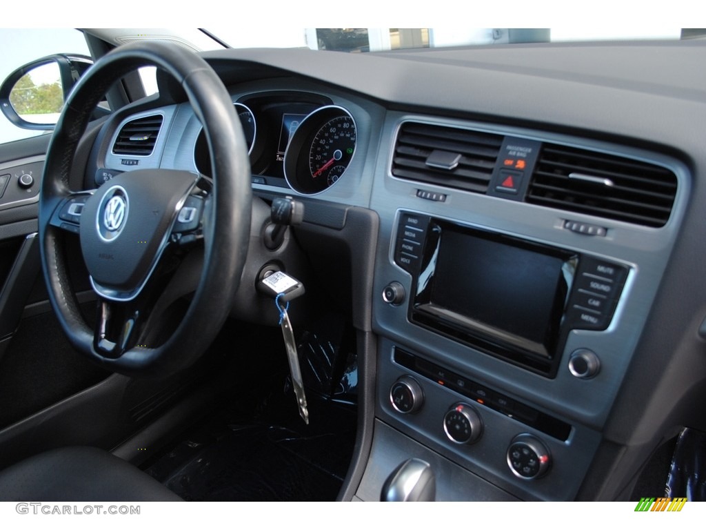 2015 Golf 4 Door 1.8T S - Black / Black photo #19
