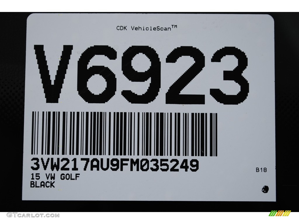 2015 Golf 4 Door 1.8T S - Black / Black photo #20