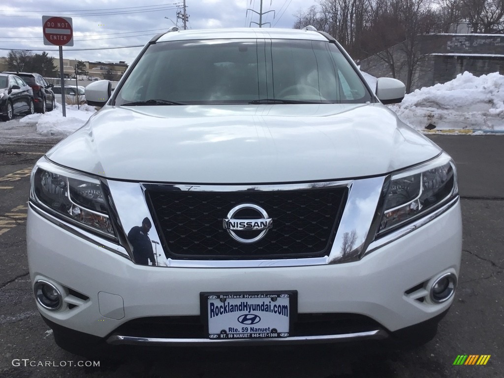 2013 Pathfinder Platinum 4x4 - Moonlight White / Almond photo #2