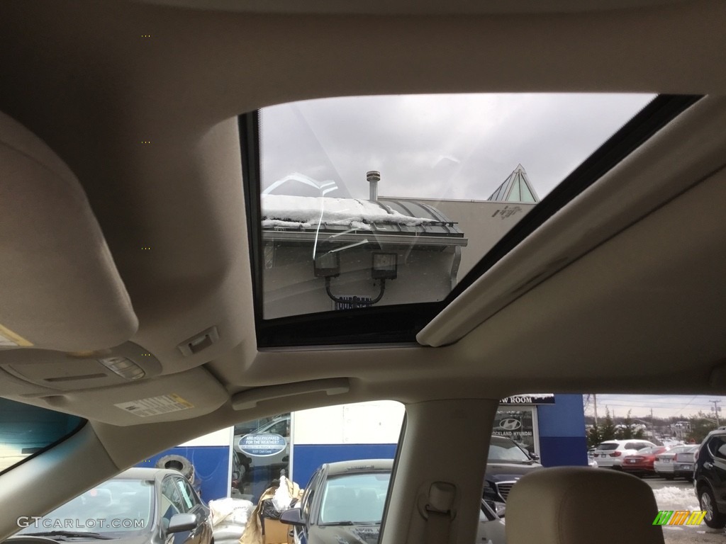 2013 Pathfinder Platinum 4x4 - Moonlight White / Almond photo #11