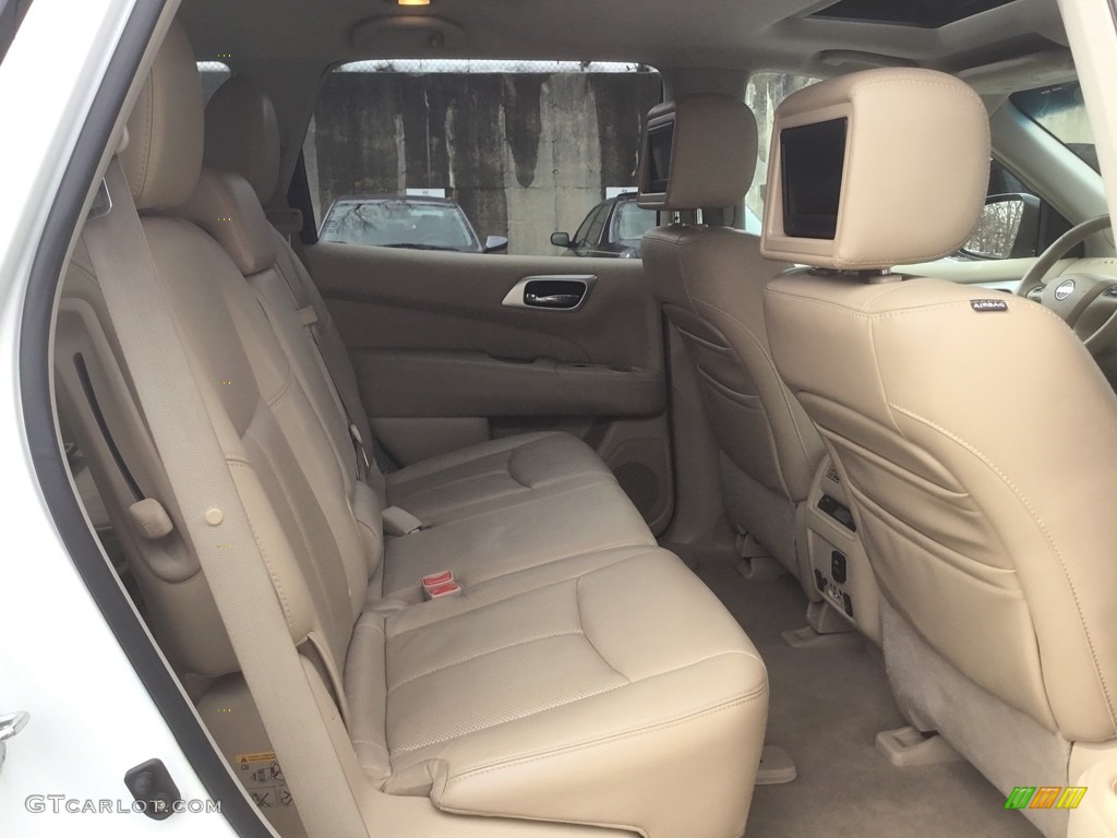 2013 Pathfinder Platinum 4x4 - Moonlight White / Almond photo #23