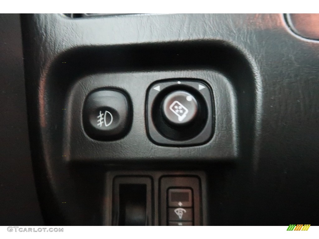 2005 Escape Limited 4WD - Black / Medium/Dark Pebble Beige photo #33