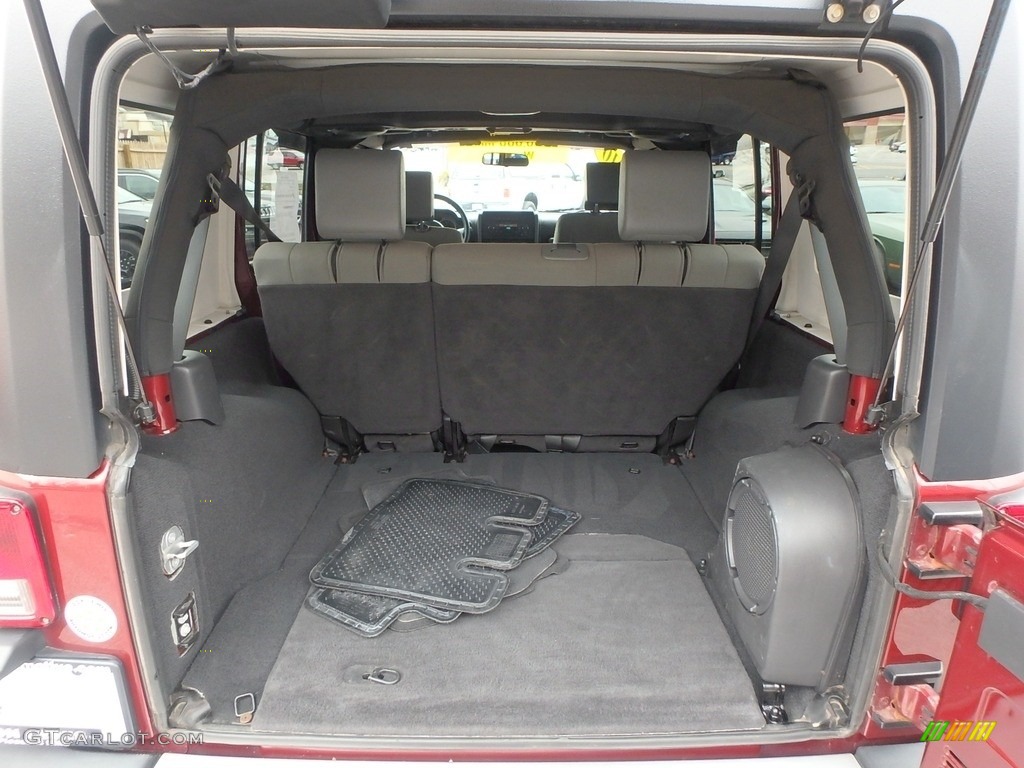 2010 Wrangler Unlimited Sahara 4x4 - Red Rock Crystal Pearl / Dark Slate Gray/Medium Slate Gray photo #5