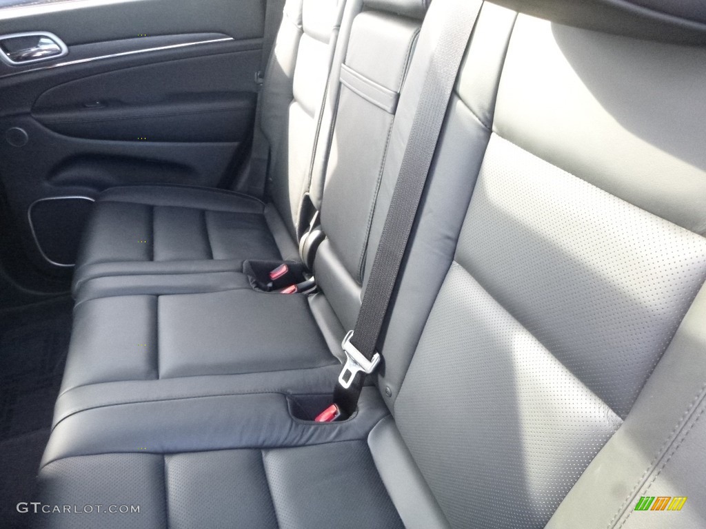 2018 Grand Cherokee Overland 4x4 - Sangria Metallic / Black photo #13