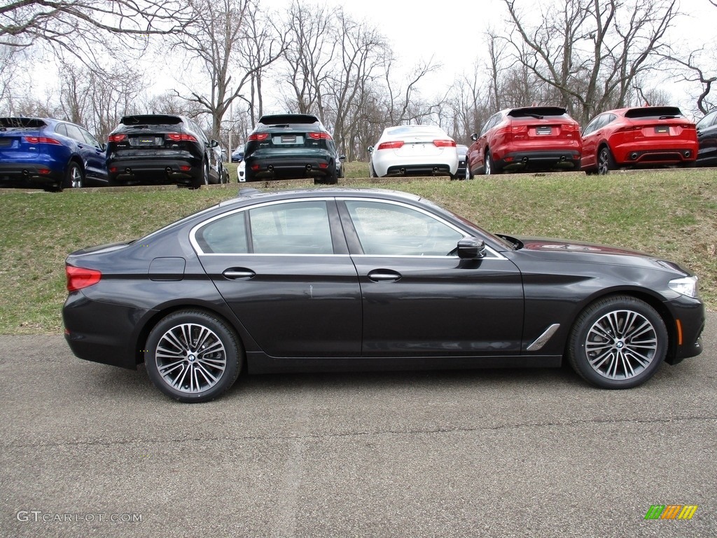 2018 5 Series 530i xDrive Sedan - Dark Graphite Metallic / Black photo #2