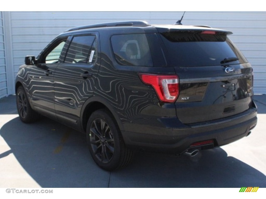 2018 Explorer XLT - Shadow Black / Ebony Black photo #7
