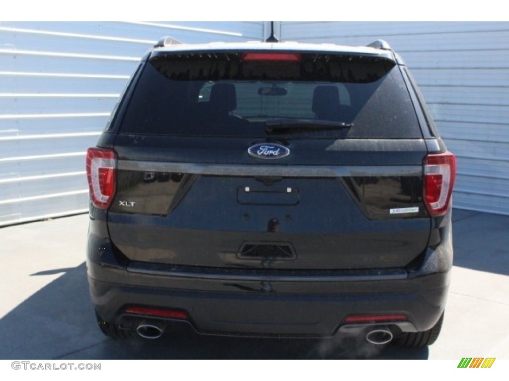 2018 Explorer XLT - Shadow Black / Ebony Black photo #8