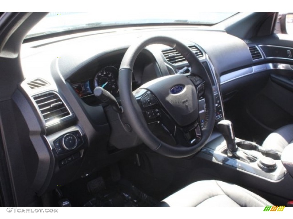 2018 Explorer Sport 4WD - Shadow Black / Ebony Black photo #13