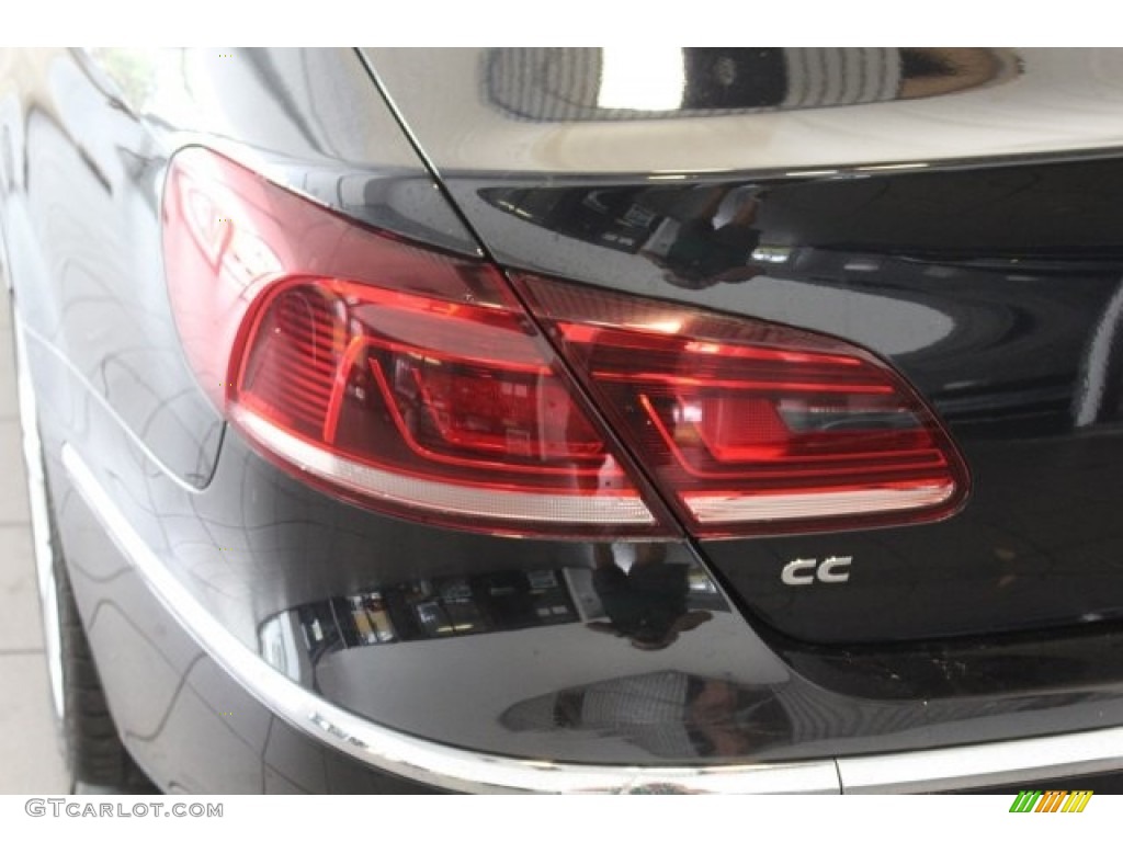 2013 CC Sport Plus - Deep Black Metallic / Desert Beige/Black photo #9