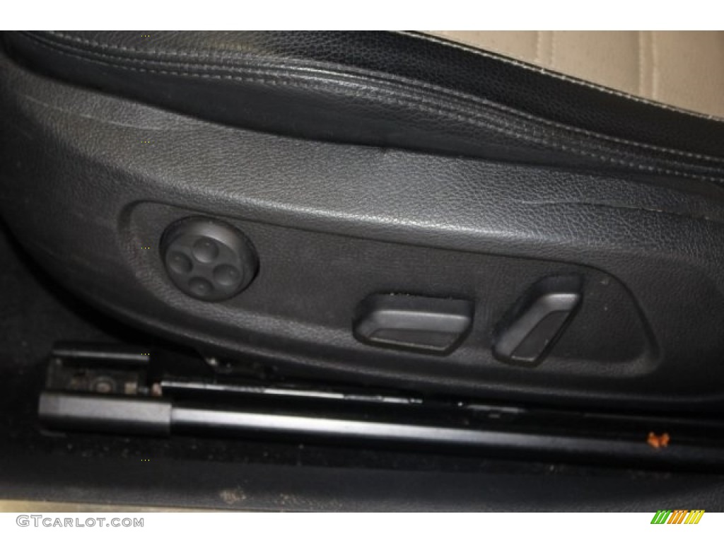 2013 CC Sport Plus - Deep Black Metallic / Desert Beige/Black photo #17