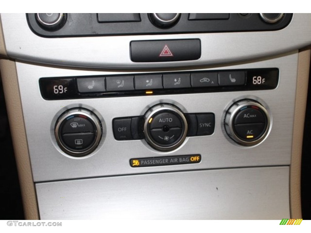 2013 CC Sport Plus - Deep Black Metallic / Desert Beige/Black photo #28