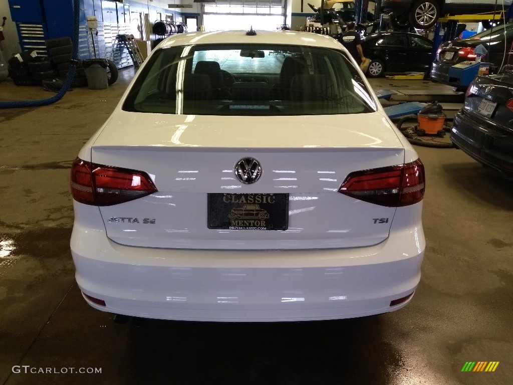 2018 Jetta SE - Pure White / Titan Black photo #5